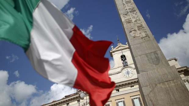 Itálie napjatě čeká na výsledky klíčového hlasování o státním závěrečném účtu za rok 2010