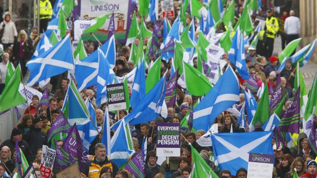 Stávka státních zaměstnanců ve skotském Edinburghu