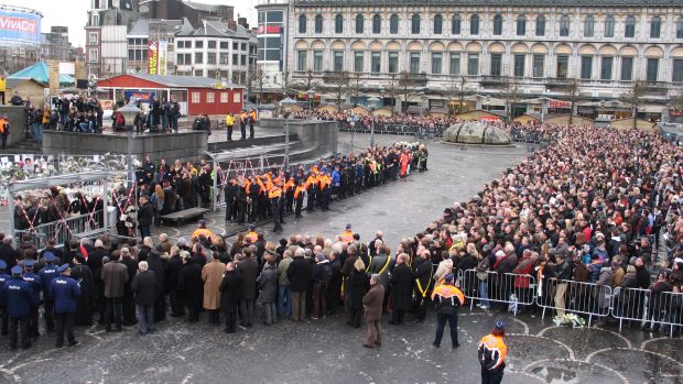 V belgickém Lutychu si lidé připomněli oběti týden starého vraždění