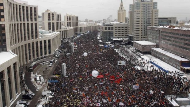Podle organizátorů bylo na Prospektu Sacharova víc než 100 tisíc demonstrantů