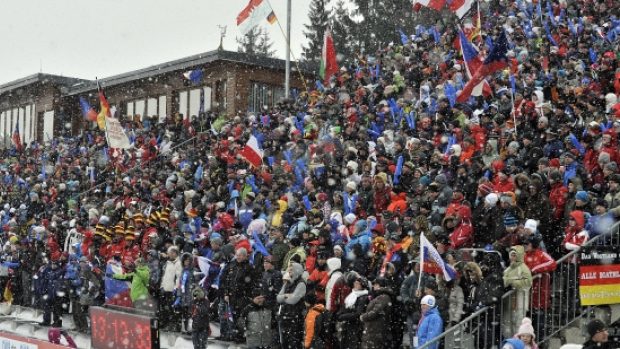 Světový pohár v biatlonu v Novém Městě na Moravě přitáhl na tribuny desetitisíce diváků