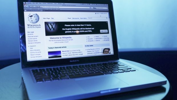 Anglická verze internetové encyklopedie Wikipedia je na 24 hodin nepřístupná