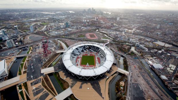 Letecký pohled na londýnský olympijský stadion