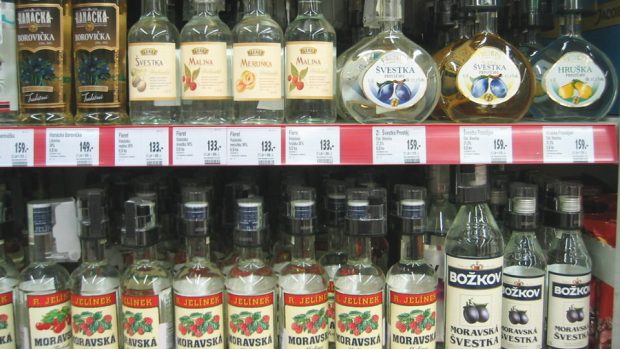 český alkohol, destiláty