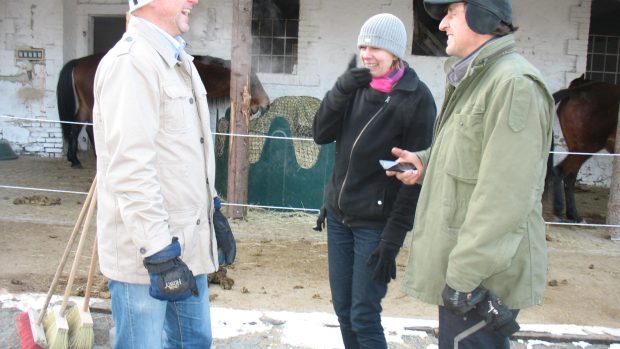 Veterináři manželé Mádrovi s Václavem Vydrou v době, kdy ještě spolupracovali. Před pár dny se rozešli ve zlém