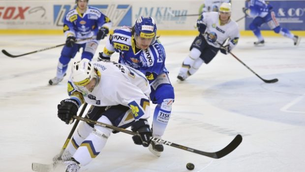 Hokejisté Komety porazili v prvním duelu předkola play off Kladno 5:2