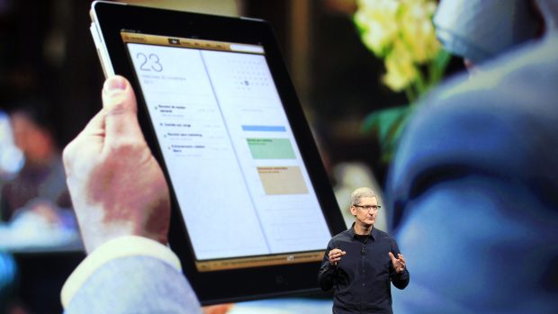 Tim Cook z firmy Apple při prezentaci nového modelu iPad