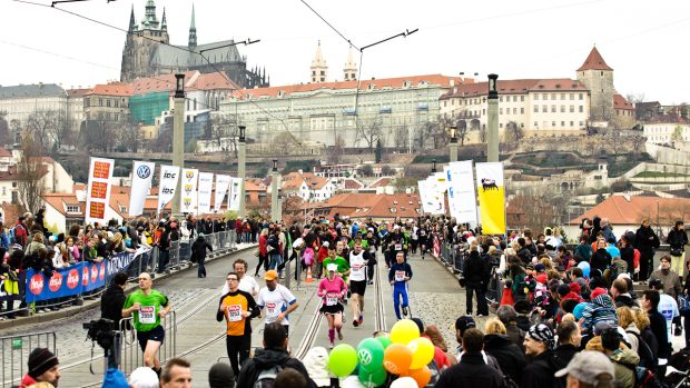 Pražský půlmaraton se prohnal ulicemi metropole 31. března 2012