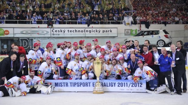 Mistrem hokejové extraligy se staly Pardubice