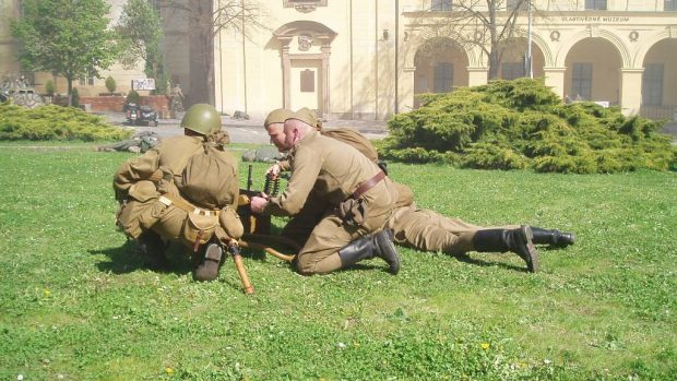 Setkání klubů vojenské historie ve Slaném