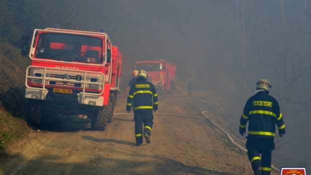 Požár lesa v Beskydech způsobil škody za miliony korun