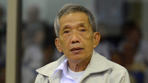 Šéf khmérské věznice S-21 Kaing Guek Eav před soudem