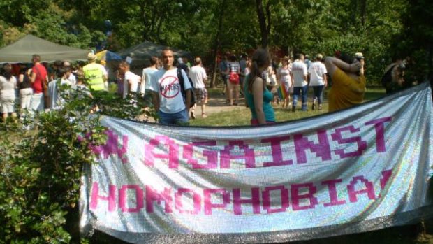 Proti homofobii - heslo pro Budapest Pride