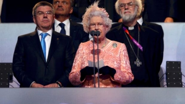 Královna Alžběta II. zahajuje XXX. letní olympijské hry v Londýně