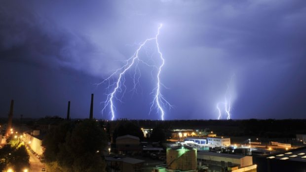 Pás bouřek zasáhl také Olomouc