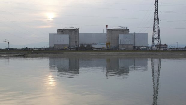 Nejstarší francouzská jaderná elektrárna ve Fessenheimu se zavře v roce 2016