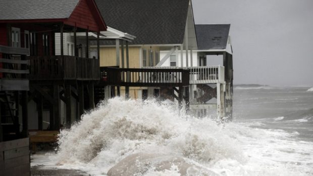 K pobřeží Ameriky se blíží hurikán Sandy