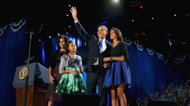 Barack Obama v doprovodu dcer a manželky Michelle