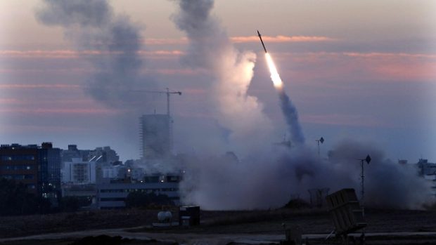 Raleta odpálená z pásma Gazy na Izrael