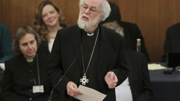 Odcházející arcibiskup z Canterbury Rowan Williams na zasedání synodu anglikánské církve
