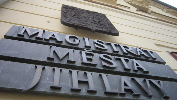 Na jihlavském magistrátu má v současné době trvalé bydliště téměř dva a půl tisíce lidí