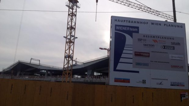 Ve Vídni roste hlavní nádraží za miliardu eur