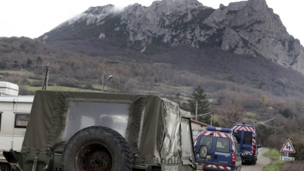 Francouzská policie hlídá dodržování úředního zákazu výstupu na horu Bugarach v jižní Francii