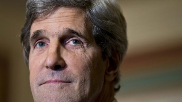 Horkým kandidátem na post ministra zahraničí USA je John Kerry