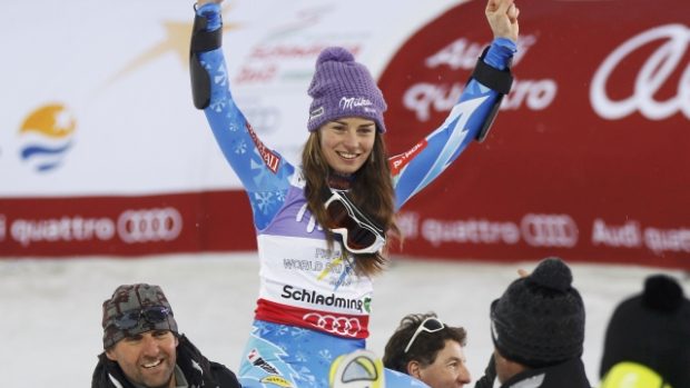 Nová mistryně světa v superobřím slalomu, Slovinka Tina Mazeová