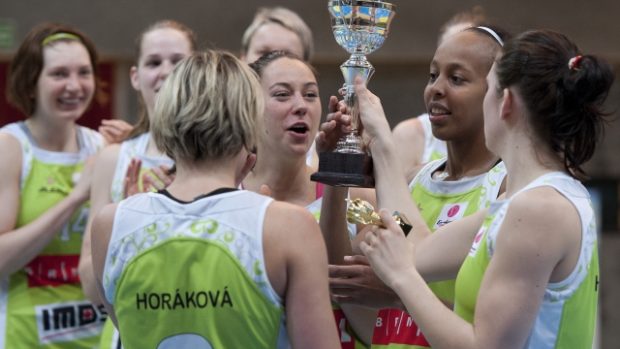 Český pohár získaly basketbalistky IMOS Brno
