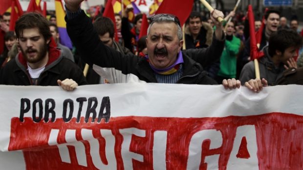 Španělé znovu demonstrovali proti vysoké nezaměstnanosti a úsporným opatřením