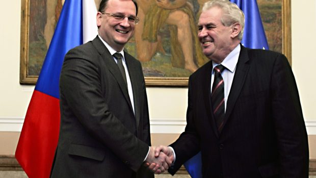 Premiér Nečas i prezident Zeman si průběh jednání pochvalovali
