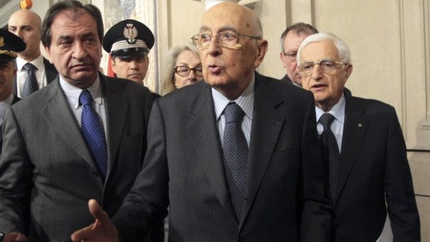 Italský prezident Giorgio Napolitano (uprostřed)