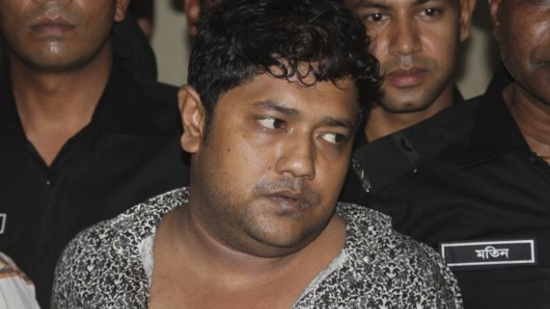 Zatčený majitel zřícebé továrny na textil v Dháce Muhammad Sohel Rana