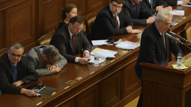 Zeman poprvé v roli prezidenta promluvil v Poslanecké sněmovně