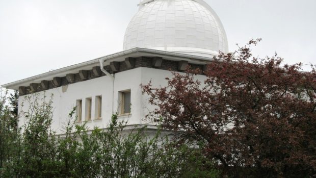 Hlavní pozorovací kopule astronomické observatoře