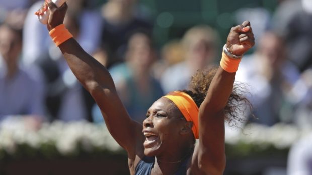 Zvládla jsem to, raduje se po čtvrtfinále Roland Garros Serena Williamsová