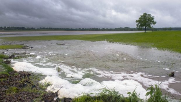 Zaplavená pole na Táborsku (2. června 2013)