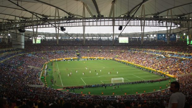 Tahiťanům fandí skoro celá Maracaná