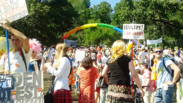 Centrem Prahy prošel v sobotu pochod hrdosti homosexuálů Prague Pride