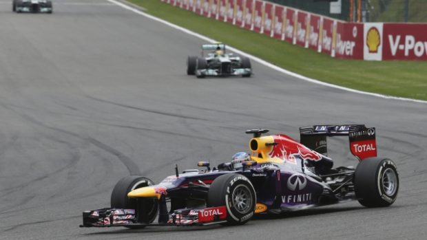 Sebastian Vettel před Hamiltonem Rosbergem na Velké ceně Belgie