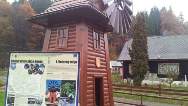 Nový větrný mlýn v obci Korňa na Slovensku