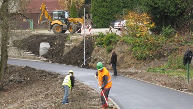 Výstavba nového úseku hlavní karlovarské cyklostezky