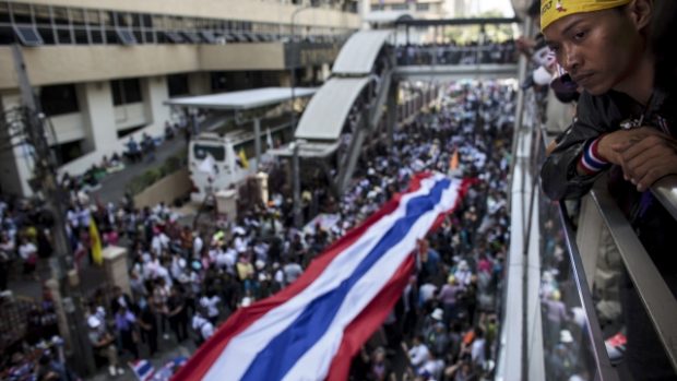 Protivládní demonstranti zablokovali centrum Bangkoku