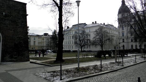 Palachovo náměstí v Olomouci, kde stávala synagoga