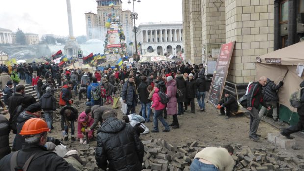 Aktivisté se připravují na další střety s policií