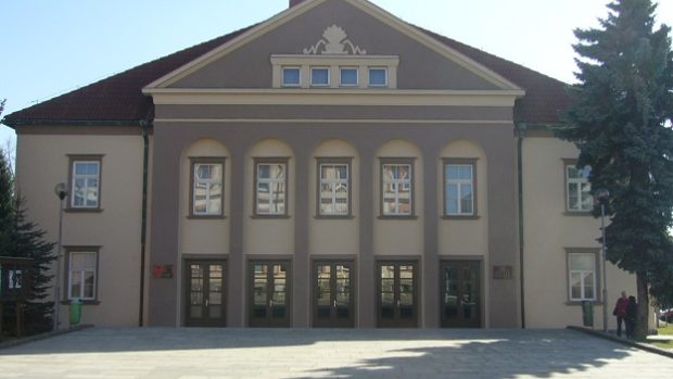 Novoborské divadlo