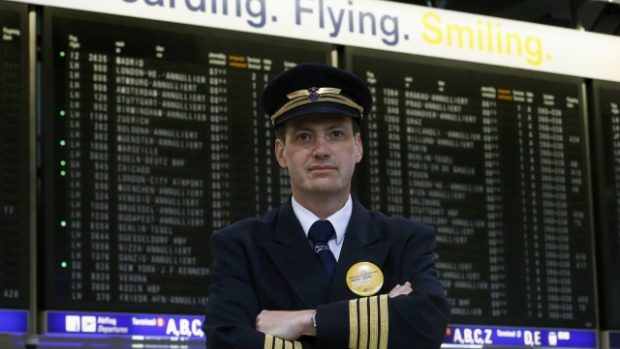 Piloti Lufthansy stávkují, letadla zůstanou na zemi zřejmě tři dny