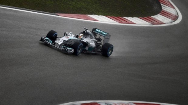 Lewis Hamilotn s Mercedesem ovládl kvalifikaci na Velkou cenu Číny