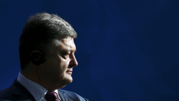 Petro Porošenko by po složení prezidentského slibu měl představit svůj mírový plán